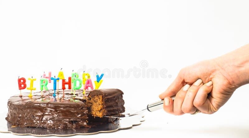 Женская персона служа домодельный шоколадный торт sacher стоковое фото Женская персона служа домодельный шоколадный торт sacher стоковое фото