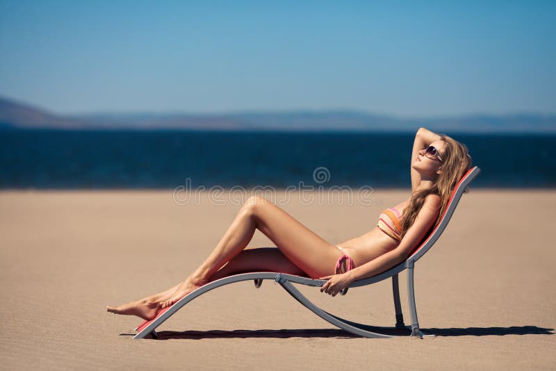 Bilder von schönen frauen am strand