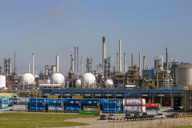 Завод фабрики нефтехимической промышленности стоковые фото Завод фабрики нефтехимической промышленности стоковые фото