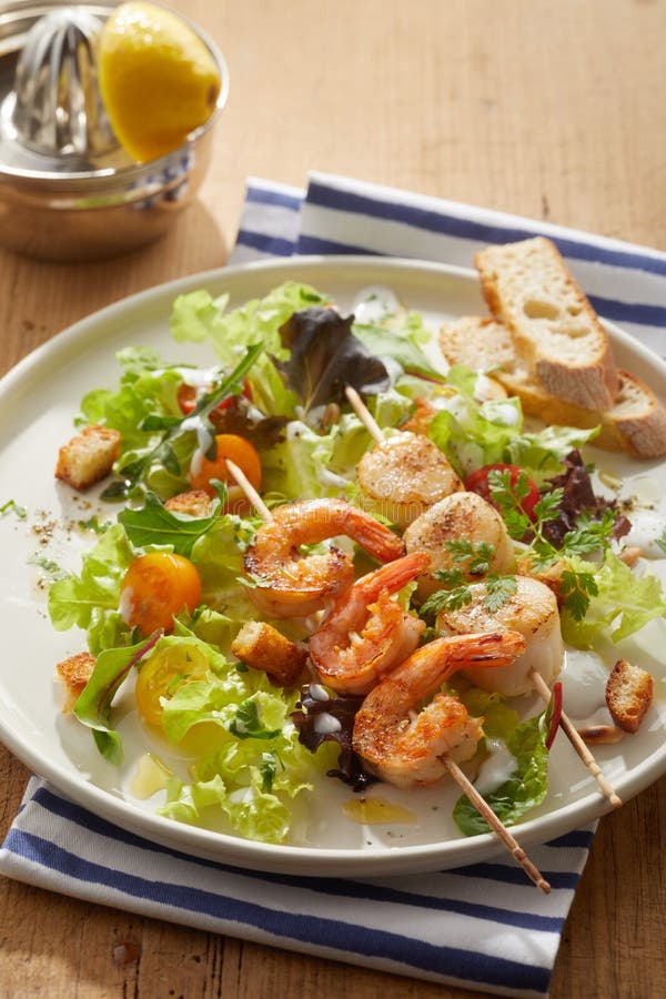 Зажаренные пряные кабели омара scampi или младенца стоковое фото Зажаренные пряные кабели омара scampi или младенца стоковое фото