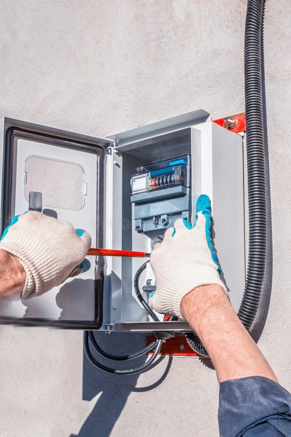 Замена старого метра электричества на новое одно Ремонт ...