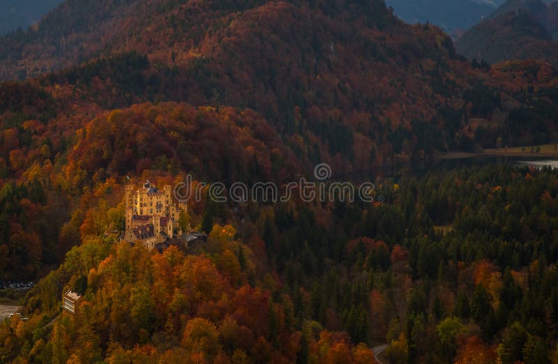 Замок Hohenschwangau в Fussen стоковое фото rf Замок Hohenschwangau в Fussen стоковое фото rf
