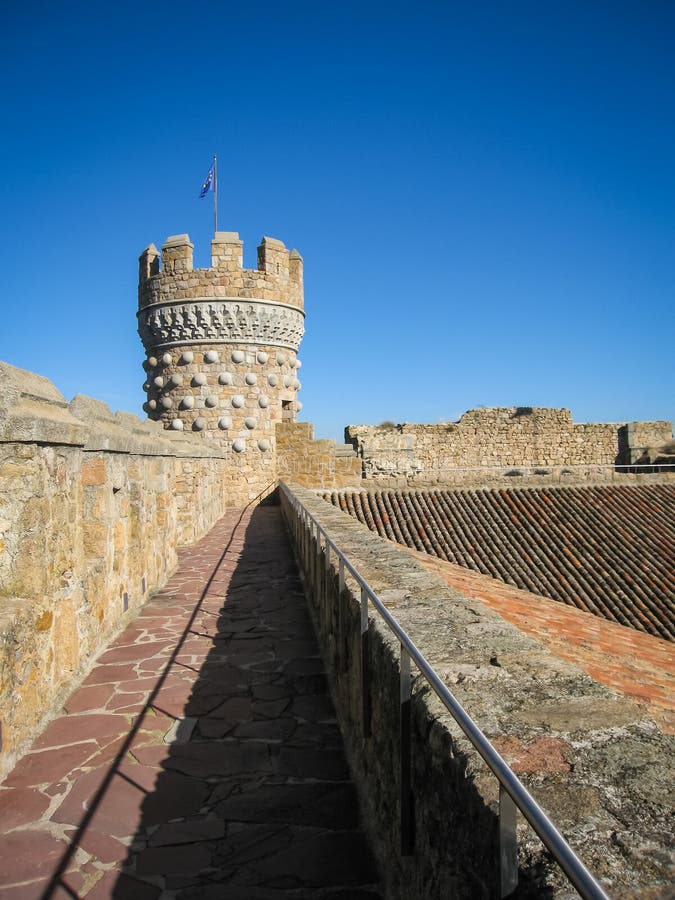 Замок Mansanares, община Мадрида, Испании