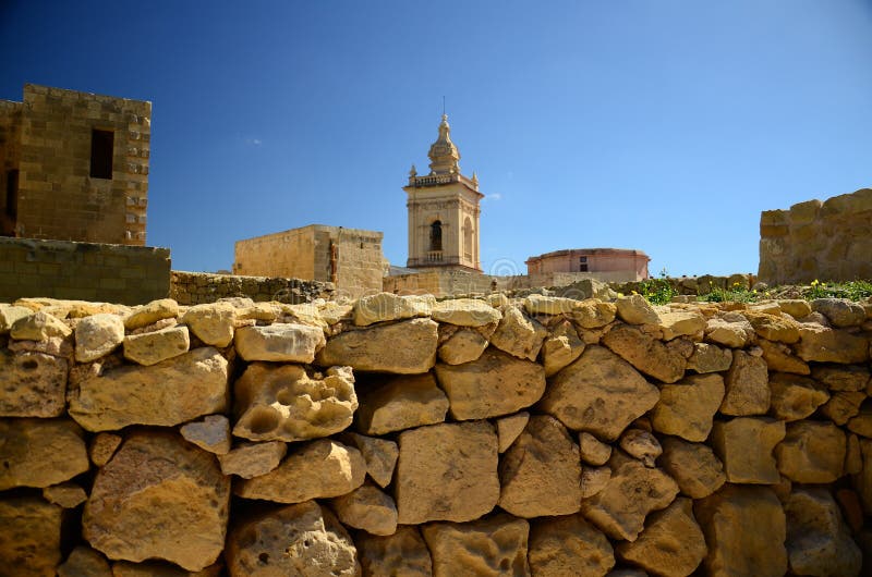 Замок башни Cittadella в городке Виктория Рабата, острове Gozo, Mal стоковые фотографии rf Замок башни Cittadella в городке Виктория Рабата, острове Gozo, Mal стоковые фотографии rf