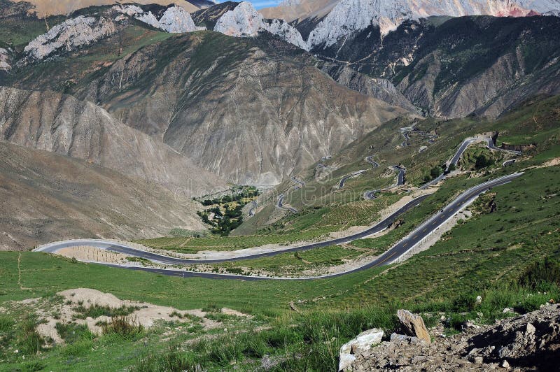 замотка Тибета дороги стоковое фото замотка Тибета дороги стоковое фото