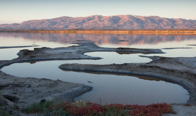 Заход солнца, Alviso Слау, Калифорния, стоковая фотография rf Заход солнца, Alviso Слау, Калифорния, стоковая фотография rf