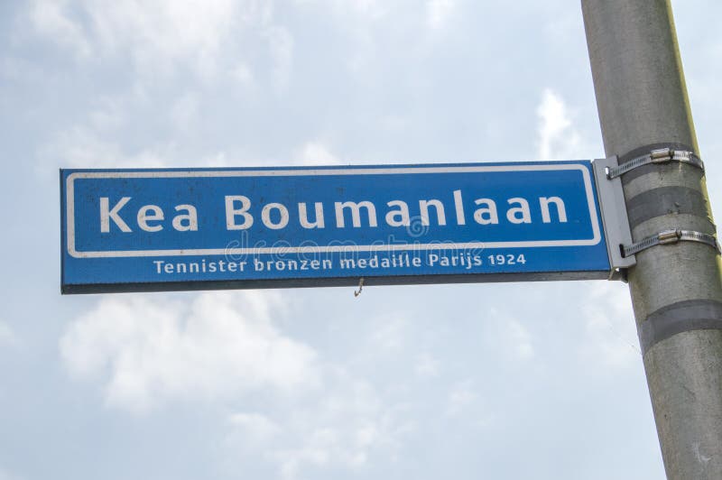 Знак улицы Kea Boumanlaan на Amstelveen Нидерланд 2019 стоковое изображение Знак улицы Kea Boumanlaan на Amstelveen Нидерланд 2019 стоковое изображение