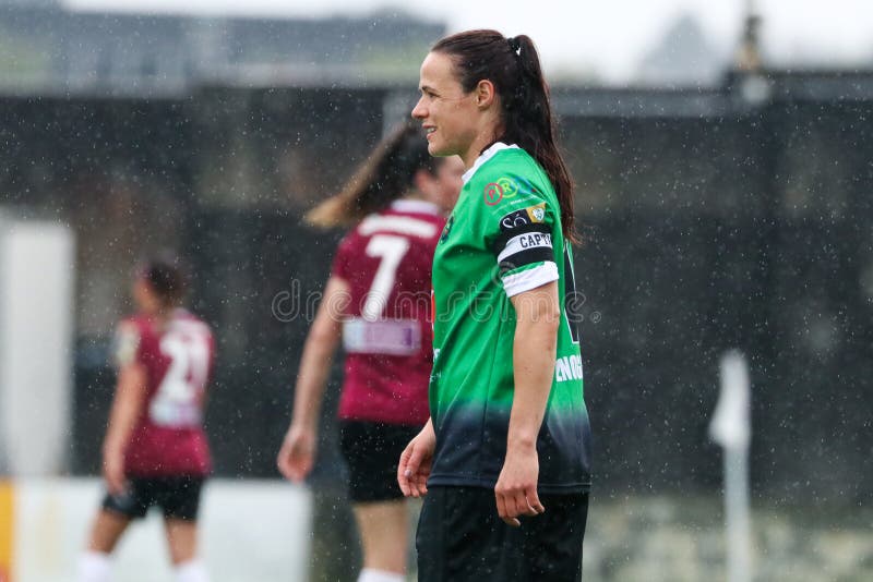 Игра национальной лиги женщин: Голуэй WFC против Peamount соединил стоковые фото Игра национальной лиги женщин: Голуэй WFC против Peamount соединил стоковые фото