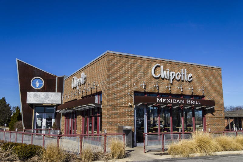 Индианаполис - около февраль 2017: Гриль-ресторан мексиканца Chipotle Chipotle цепь ресторанов быстрого обслуживания буррито IX стоковое изображение rf Индианаполис - около февраль 2017: Гриль-ресторан мексиканца Chipotle Chipotle цепь ресторанов быстрого обслуживания буррито IX стоковое изображение rf