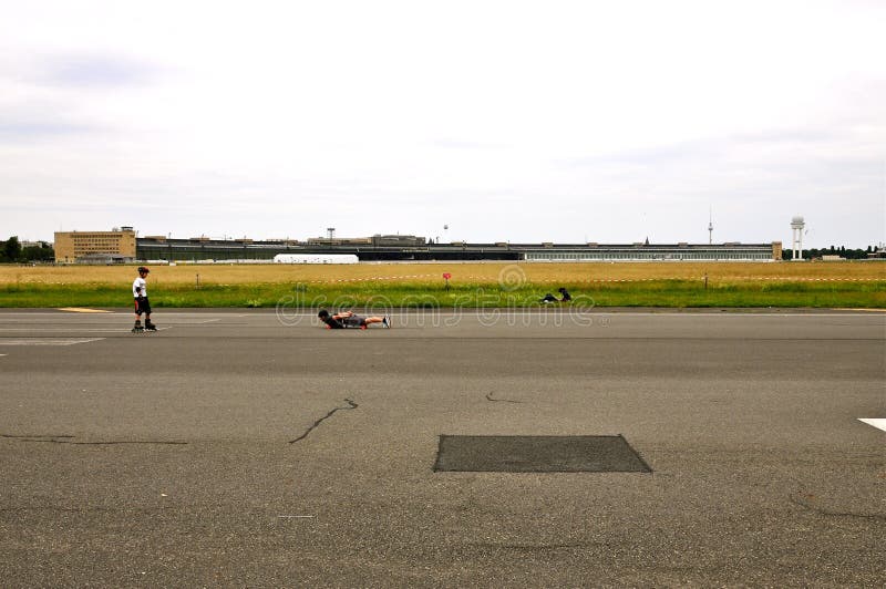 Исторический авиапорт Берлина Tempelhof стоковое фото Исторический авиапорт Берлина Tempelhof стоковое фото