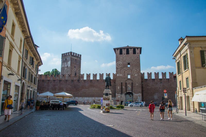 Итальянка Castelvecchio: ` Верона замка ` старое, Италия стоковое фото rf Итальянка Castelvecchio: ` Верона замка ` старое, Италия стоковое фото rf