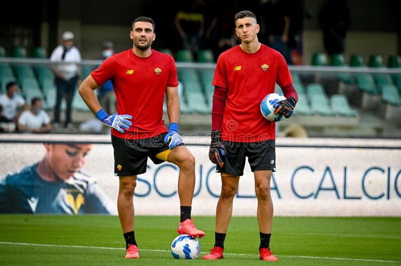 итальянская футбольная сэри матч хеллас верона fc против как рома стоковое фото