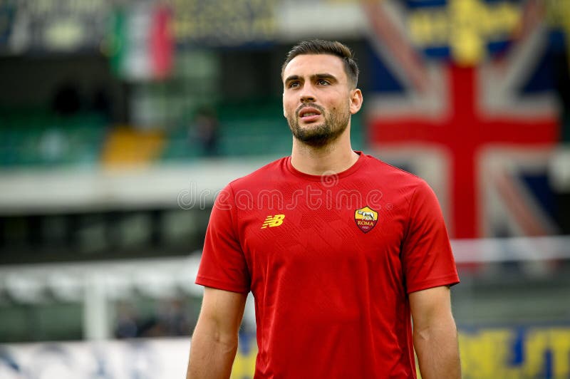 итальянская футбольная сэри матч хеллас верона fc против как рома стоковое изображение rf