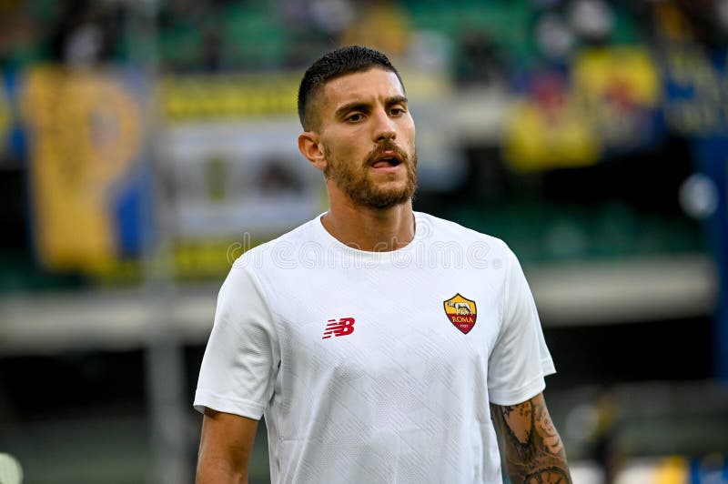 итальянская футбольная сэри матч хеллас верона fc против как рома стоковые фото