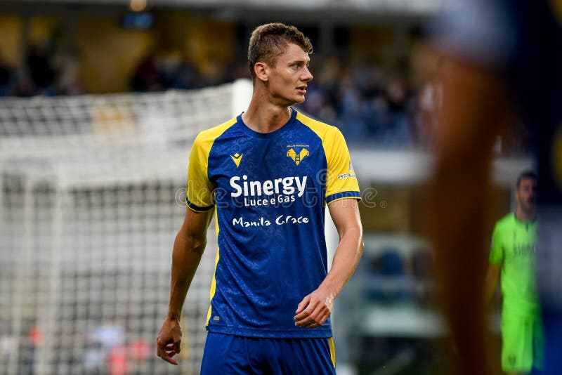 итальянская футбольная сэри матч хеллас верона fc против как рома стоковое изображение