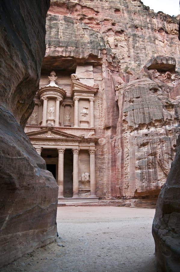 казначейство petra Иордана стоковая фотография rf казначейство petra Иордана стоковая фотография rf