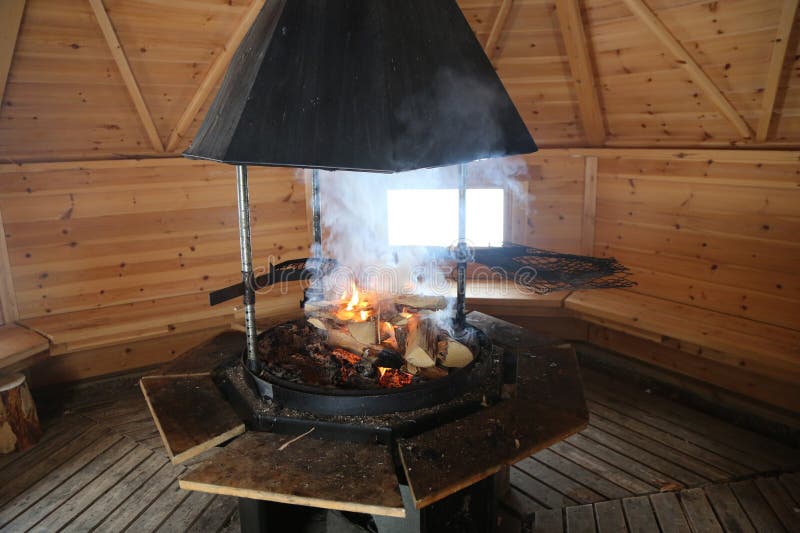 Камин Лапландии в Sami Kota стоковые фото Камин Лапландии в Sami Kota стоковые фото