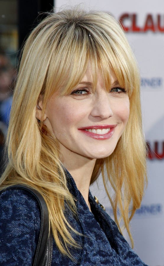 11/03/2007 - Hollywood - Kathryn Morris attends the World Premiere of `Fred Claus` held at the Grauman`s Chinese Theater in Hollywood, California, United States. 11/03/2007 - Hollywood - Kathryn Morris attends the World Premiere of `Fred Claus` held at the Grauman`s Chinese Theater in Hollywood, California, United States.