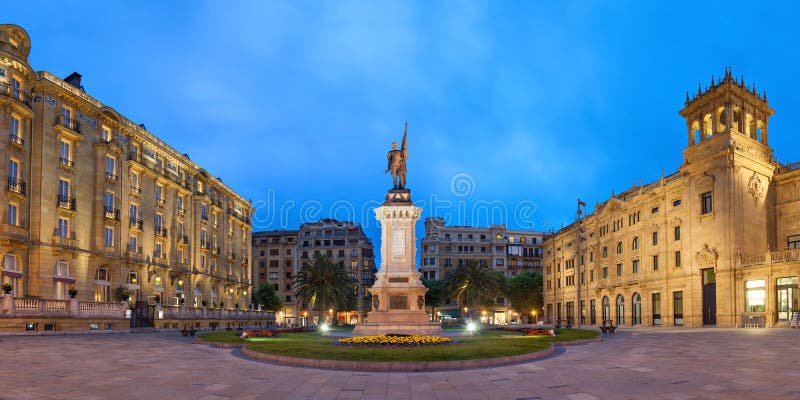 Oquendo square with monument to Antonio de Oquendo in the evening, San Sebastian, Basque Country, Spain. Oquendo square with monument to Antonio de Oquendo in the evening, San Sebastian, Basque Country, Spain