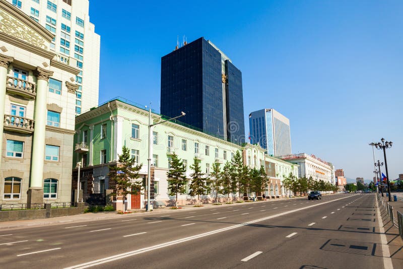 Квадрат Chinggis Sukhbaatar, Ulaanbaatar стоковая фотография rf Квадрат Chinggis Sukhbaatar, Ulaanbaatar стоковая фотография rf