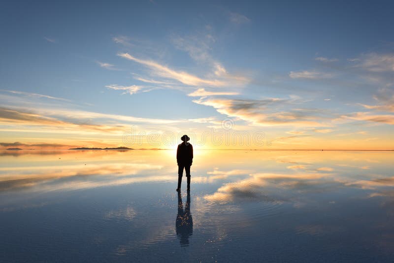 Квартира соли мира самая большая, Салар de Uyuni в Боливии стоковое фото