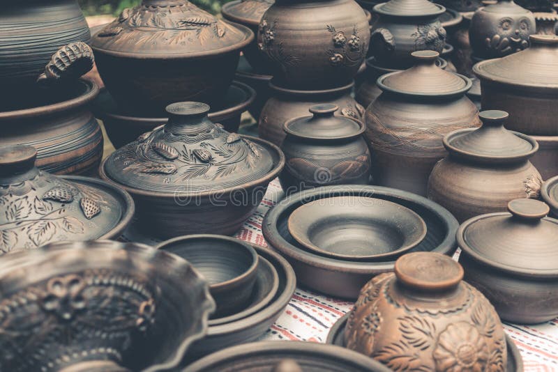 Керамика гончарни глины handmade стоковые изображения rf Керамика гончарни глины handmade стоковые изображения rf