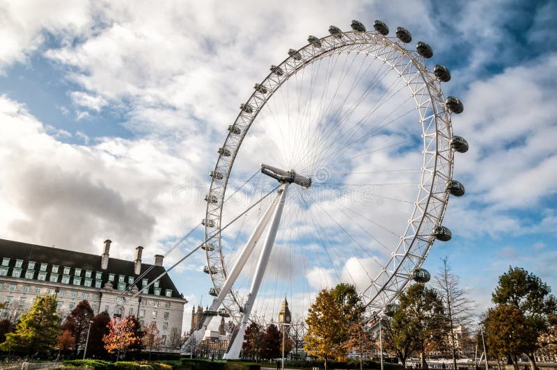 Колесо Ferris глаза ЛОНДОНА - Лондона стоковые изображения rf Колесо Ferris глаза ЛОНДОНА - Лондона стоковые изображения rf