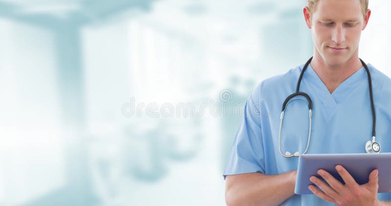 Композиция улыбающейся женщины-врача в белом халате со стетоскопом и обработкой медицинских данных видеоматериал