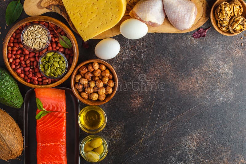 Концепция диеты Keto ketogenic Высоко- еда протеина, bac рамки еды стоковое изображение rf Концепция диеты Keto ketogenic Высоко- еда протеина, bac рамки еды стоковое изображение rf