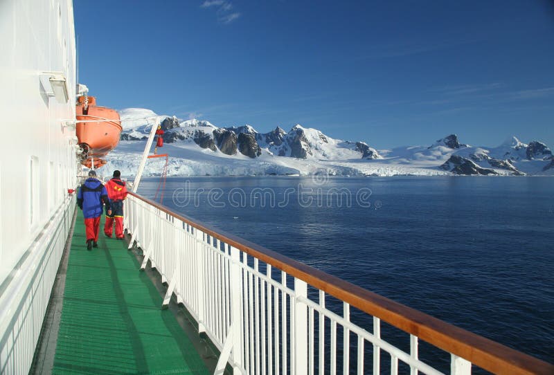 корабль lifeboat icebreaker круиза стоковая фотография корабль lifeboat icebreaker круиза стоковая фотография