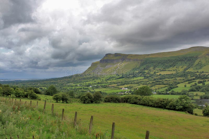 Короля Гора в Sligo Ирландии стоковое фото Короля Гора в Sligo Ирландии стоковое фото
