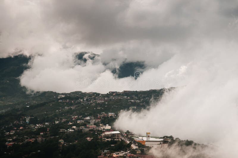 Красивая долина горы в городе Baguio, Лусоне, Филиппинах стоковое изображение Красивая долина горы в городе Baguio, Лусоне, Филиппинах стоковое изображение