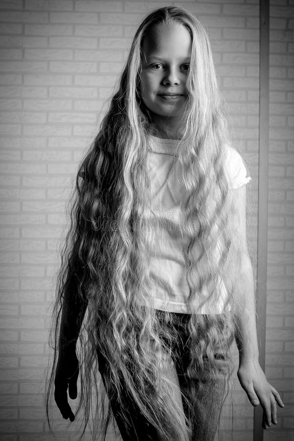 Mädchen mit blonden haaren