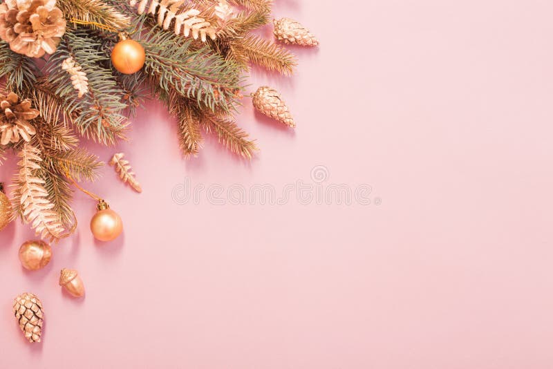 красивый рождественский фон в золотом и розовом цветах