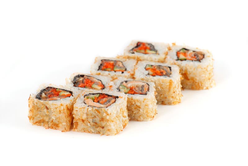 Крен суш - суши Maki с косулями семг, копченым угрем, огурцом, откалывают тунца и сезам изолированные на белой предпосылке стоковое фото rf Крен суш - суши Maki с косулями семг, копченым угрем, огурцом, откалывают тунца и сезам изолированные на белой предпосылке стоковое фото rf