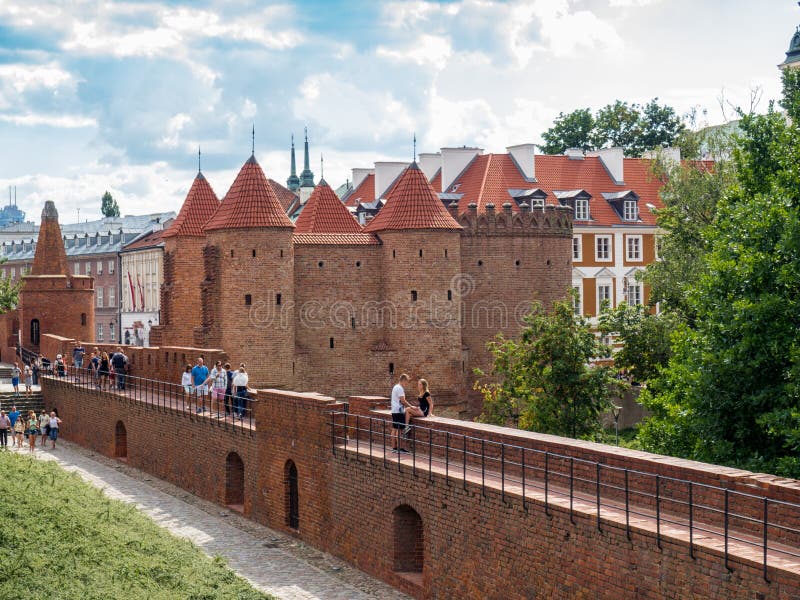 Крепость барбакана Варшавы защитительная города стоковое фото rf Крепость барбакана Варшавы защитительная города стоковое фото rf