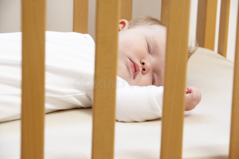 кроватка младенца newborn стоковые фото кроватка младенца newborn стоковые фото
