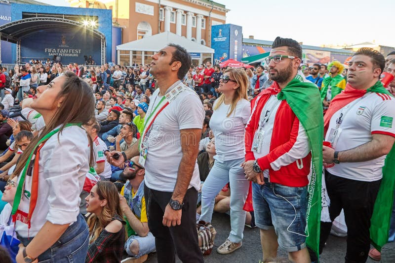 2018 кубок мира ФИФА, иранские футбольные болельщики в Санкт-Петербурге