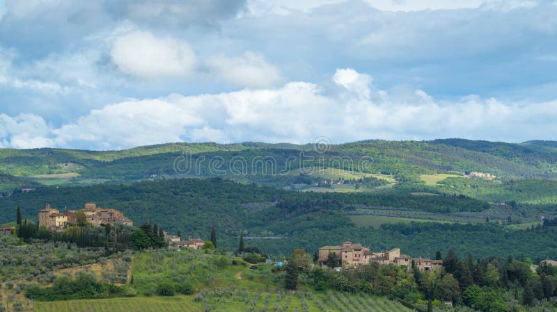 Ландшафт Тосканы: Холмы Chianti к югу от Флоренс стоковое изображение Ландшафт Тосканы: Холмы Chianti к югу от Флоренс стоковое изображение
