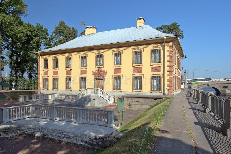 Летний дворец Питера большой, Санкт-Петербург, Россия стоковые изображения Летний дворец Питера большой, Санкт-Петербург, Россия стоковые изображения