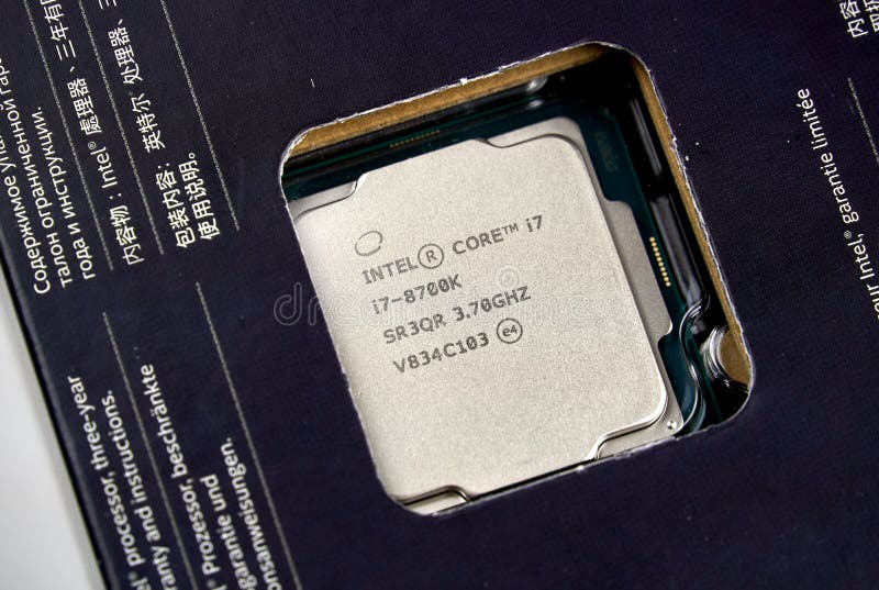 Логотип Intel и C.P.U. стоковые фотографии rf Логотип Intel и C.P.U. стоковые фотографии rf