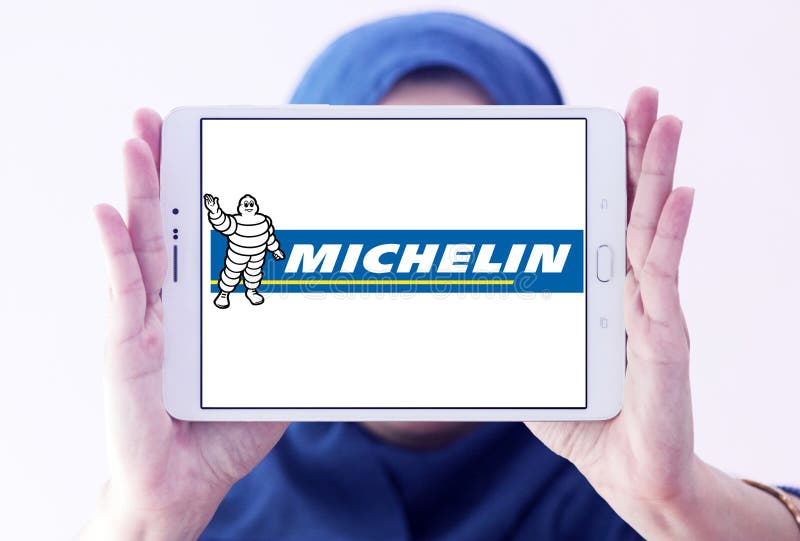 Логотип изготовителя покрышек Michelin стоковая фотография rf Логотип изготовителя покрышек Michelin стоковая фотография rf