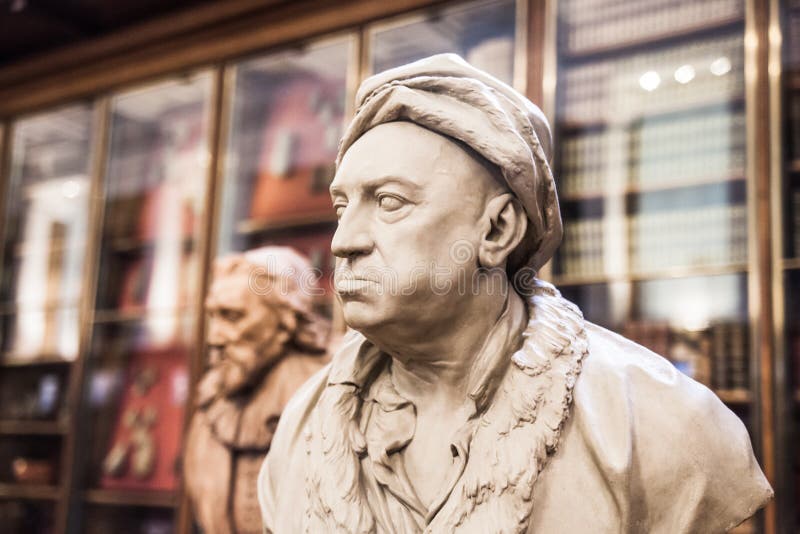 Луис-Francois Скульптура музея галереи прозрения великобританского стоковое фото rf Луис-Francois Скульптура музея галереи прозрения великобританского стоковое фото rf
