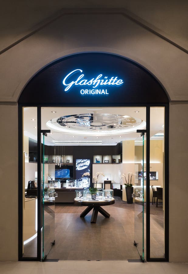 Магазин Glashutte первоначальный на курорте гостиницы и казино города студии, Макао стоковое фото rf Магазин Glashutte первоначальный на курорте гостиницы и казино города студии, Макао стоковое фото rf