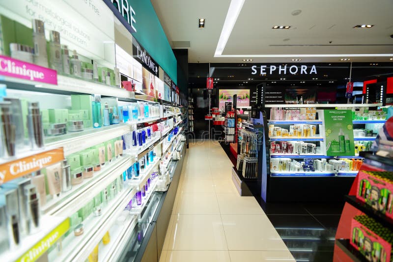 Sephora редакционное изображение. изображение насчитывающей продукты ...