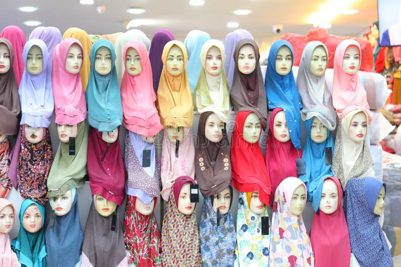 Hijab Souk 51409054
