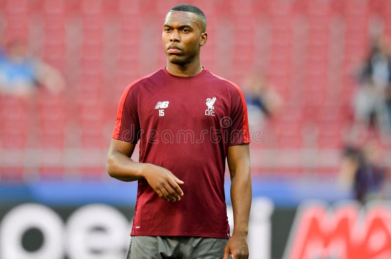 Мадрид, Испания - 1-ОЕ МАЯ 2019: Игроки Дэниэла Sturridge Ливерпуля перед финальным матчем 2019 лиги чемпионов UEFA между FC стоковое изображение
