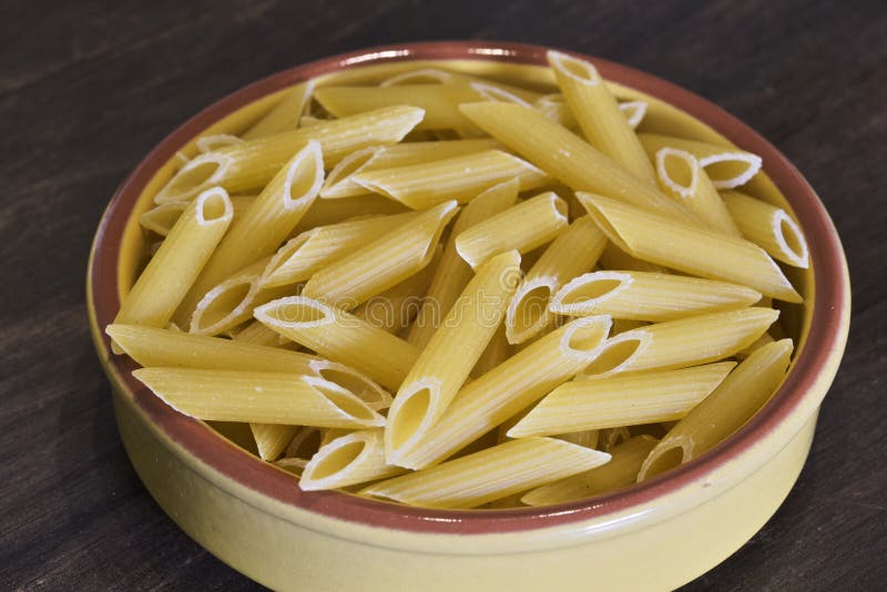 Макаронные изделия rigate Penne стоковые фотографии rf Макаронные изделия rigate Penne стоковые фотографии rf
