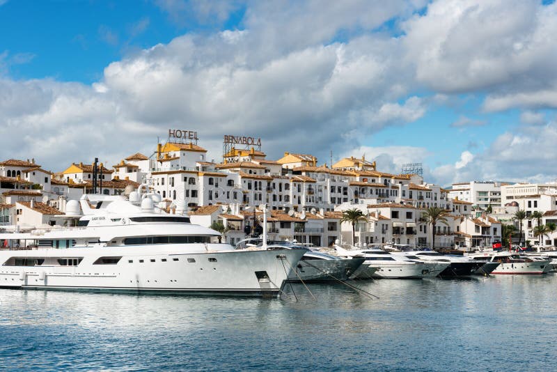 Марина Puerto Хосе Banus в Марбелье, Испании стоковая фотография Марина Puerto Хосе Banus в Марбелье, Испании стоковая фотография