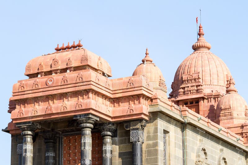 Мемориал утеса Vivekananda свами в Vavathurai, Kanyakumari стоковое изображение rf Мемориал утеса Vivekananda свами в Vavathurai, Kanyakumari стоковое изображение rf